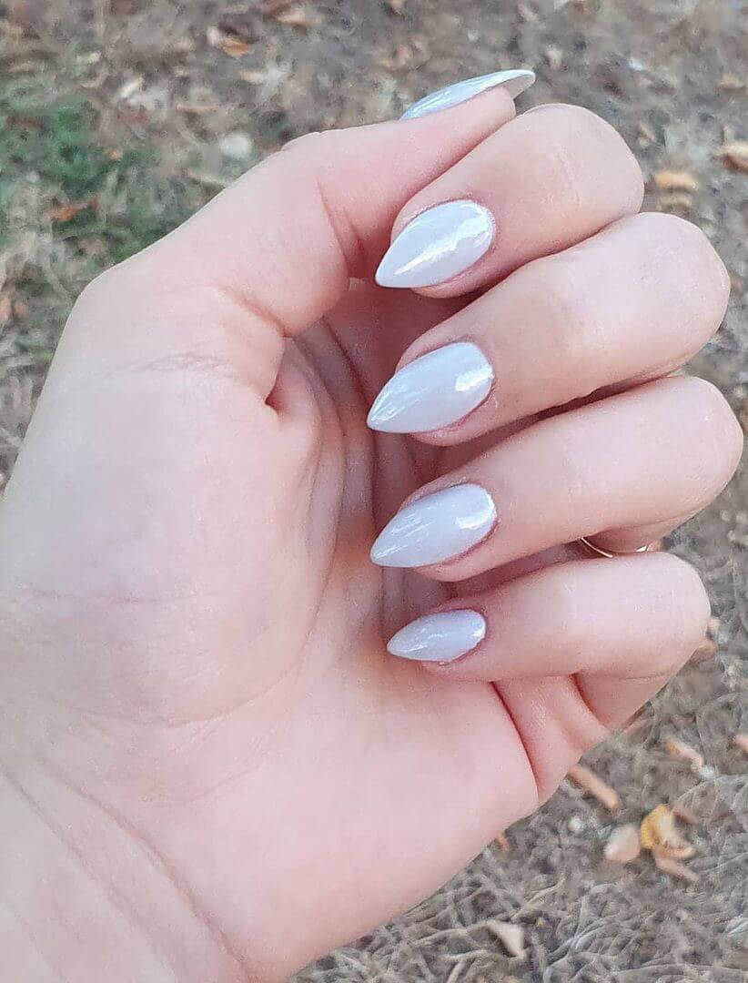 23 Awesome Grey Nails with Chrome To Copy in 2021
