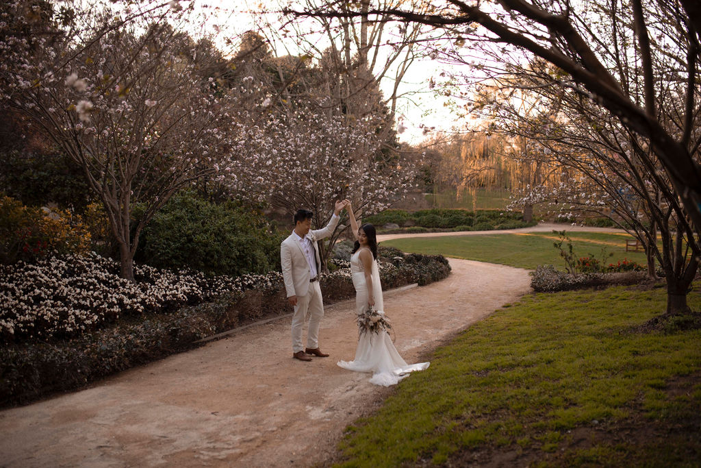 the aisle photography hunter valley weddings bridal gowns stationery floral design venue to the aisle australia | august bloom editorial