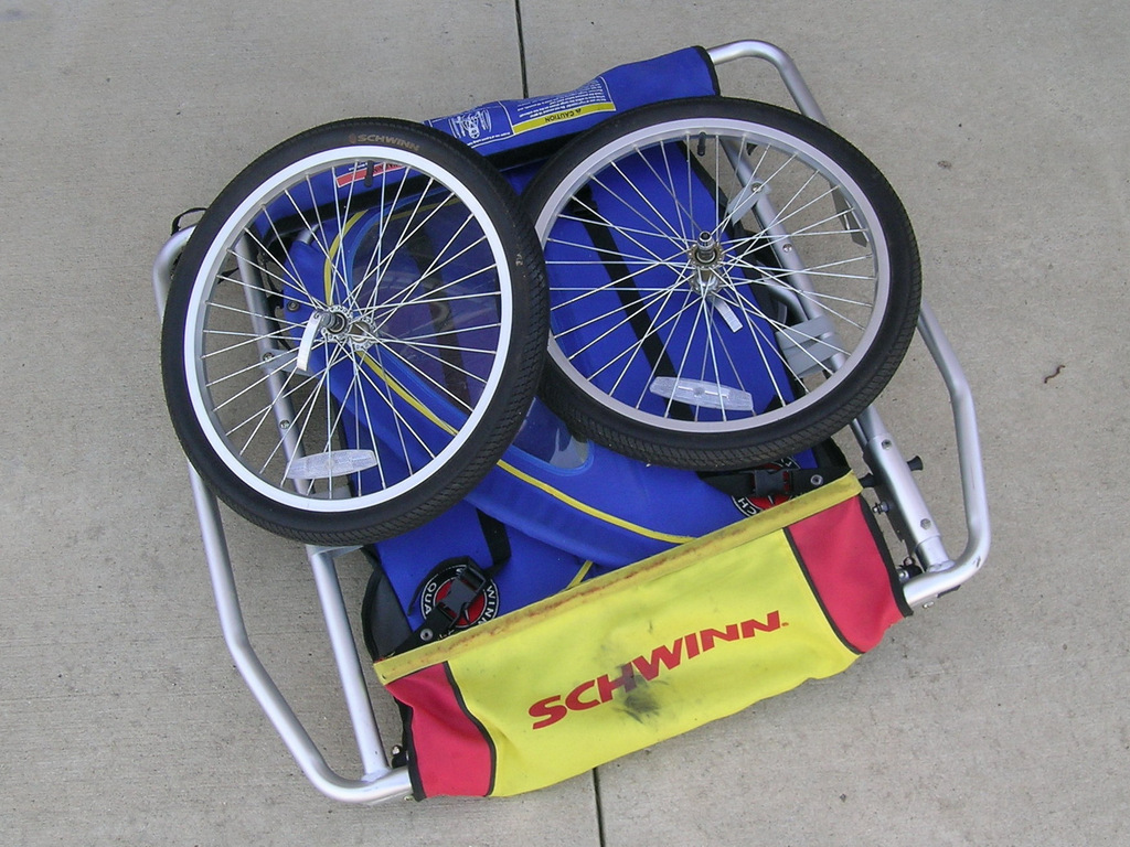 Quentin’s Bike Stuff: Schwinn bike trailer
