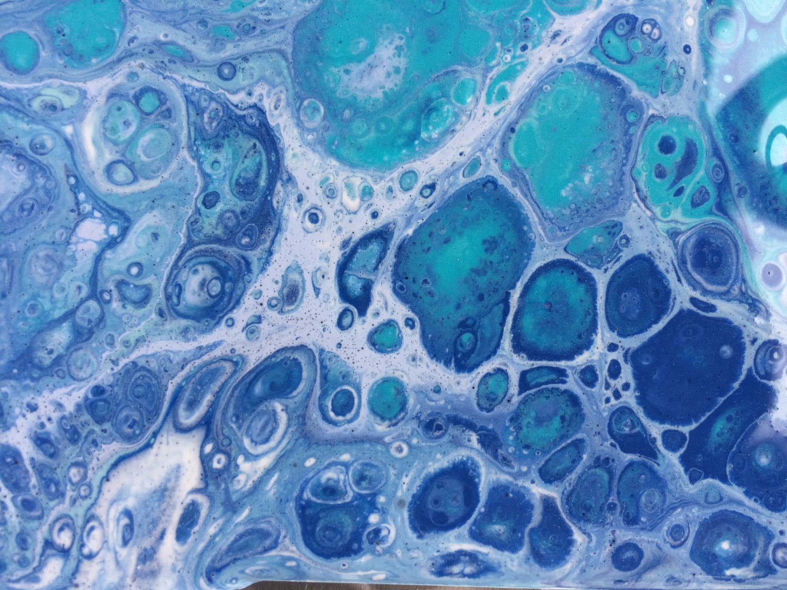 Birdcage Craft Studio Dirty Paint Pouring!