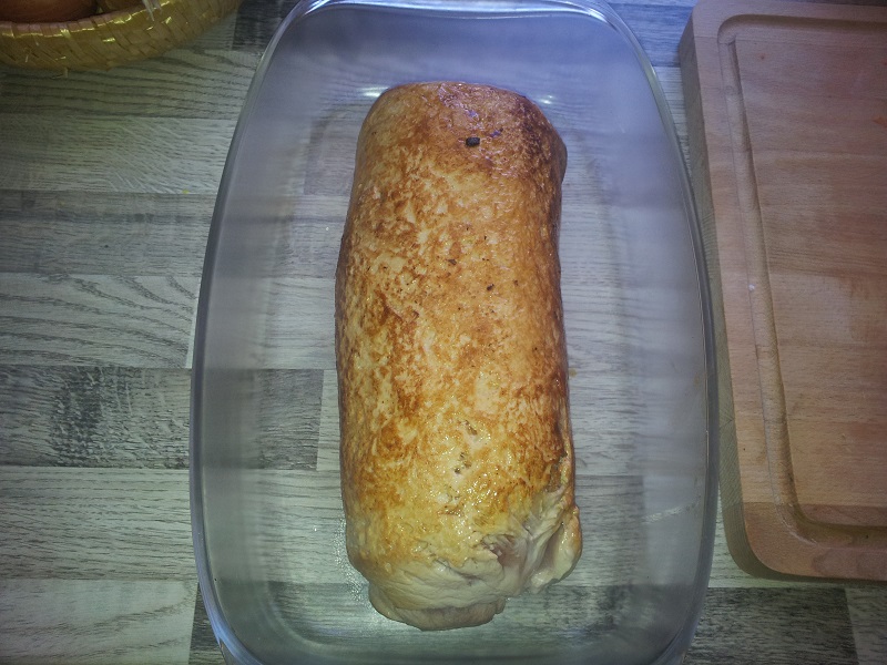 Die Hobbykochbäcker: Schweinerückenrolle mit Kräuterfüllung Die Hobbykochbäcker: Schweinerückenrolle mit Kräuterfüllung