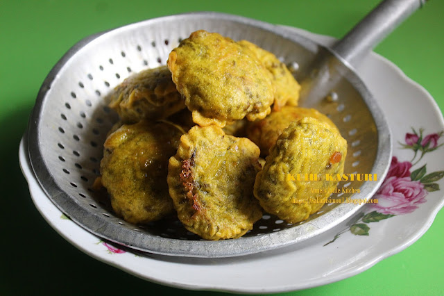 Kuih Kasturi @ Kesturi