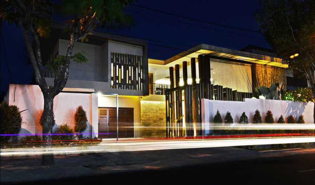 Material Batu Alam Untuk Tampak Depan Rumah Minimalis Yang Elegan