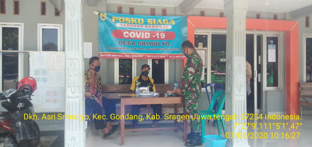 Babinsa Pantau Pos Covid-19 Di Desa Srimulyo