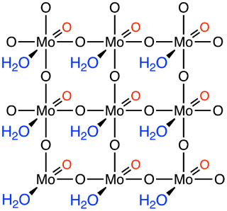 Bir kat hidratlı molibdik asit, MoO3·(H2O)2 kısmı.
