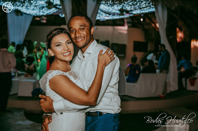 boda en playa, beach wedding, Oaxaca, México, Bodas Huatulco, Wedding Planner boda en playa, beach wedding, Oaxaca, México, Bodas Huatulco, Wedding Planner