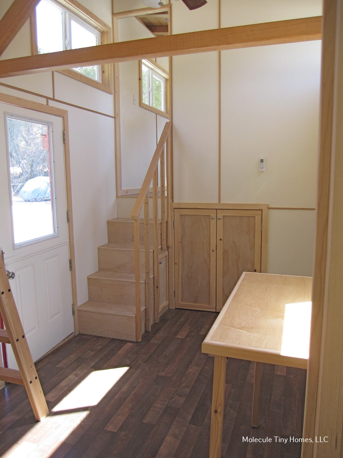 The Streamline From Molecule Tiny Homes LLC [ TINY HOUSE TOWN ]