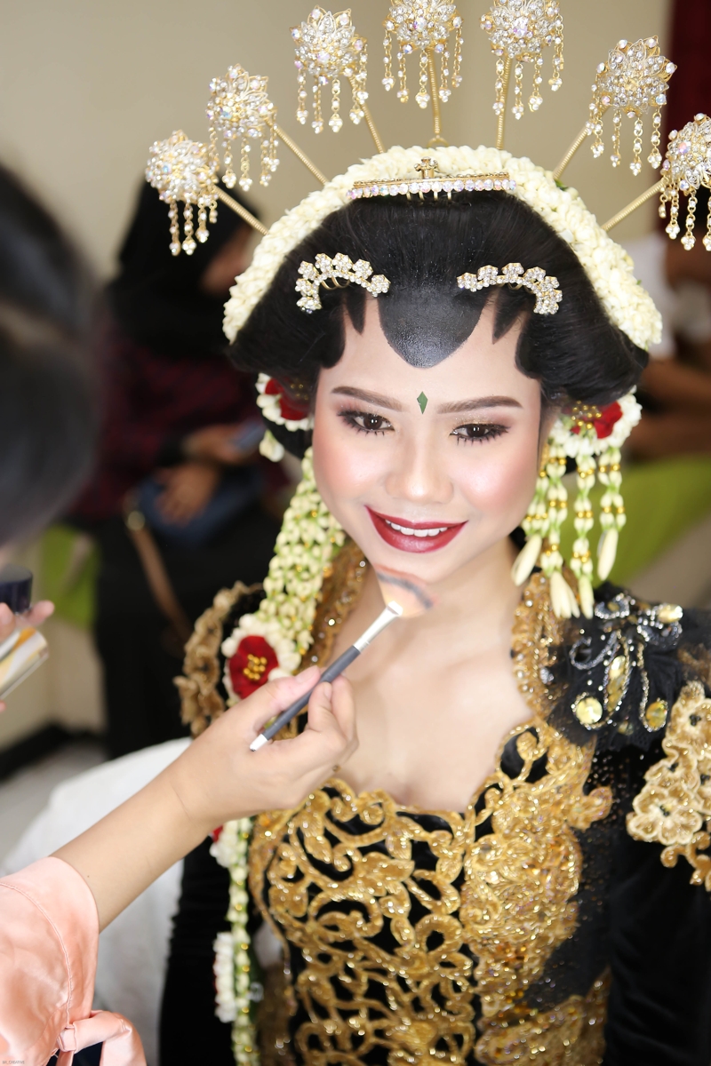 Paket Rias Pengantin Murah Di Semarang Komplit Mulai 2