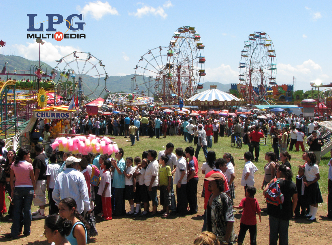 Las Fiestas Julias Imagenes de El Salvador