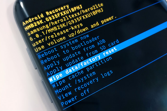 اعادة الضبط باستخدام Factory Reset / Wipe data اعادة الضبط باستخدام Factory Reset / Wipe data