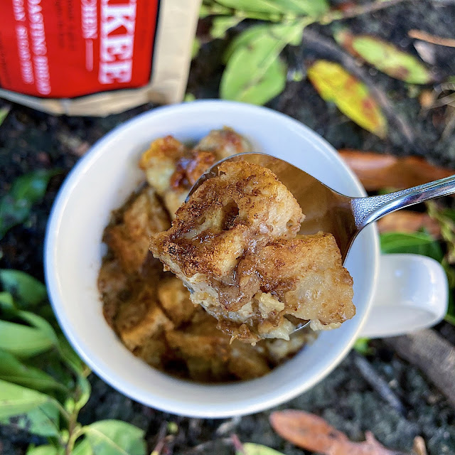 Craving french toast but want it to be #vegan & #glutenfree? You'll love how easy - and yummy - this #nutfree french toast mug cake is! #healthy