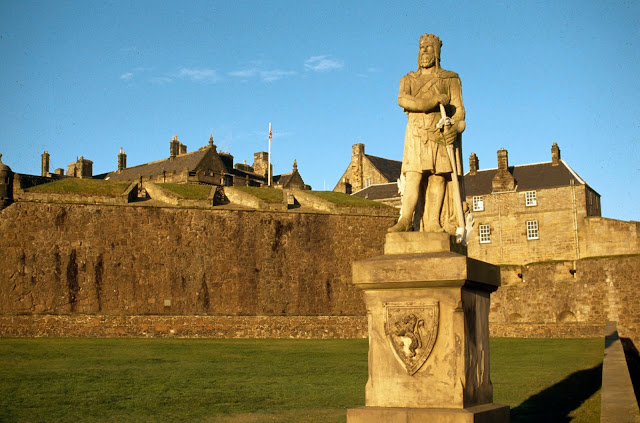 Day Tour to Stirling Castle from Glasgow