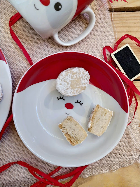 Nevaditos. Receta de dulces típicos navideños de España. Recetas tradicionales. Navidad. Horno, manteca, vino. Cuca. Parrandón