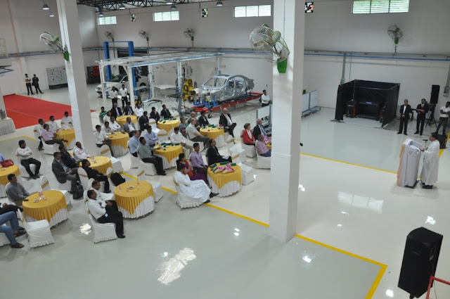 Mercedes-Benz India pursues skill development endeavour for the youth, inaugurates the ‘Advanced Auto Body Repair Training Centre’ in Don Bosco, Chinchwad Mercedes-Benz India pursues skill development endeavour for the youth, inaugurates the ‘Advanced Auto Body Repair Training Centre’ in Don Bosco, Chinchwad
