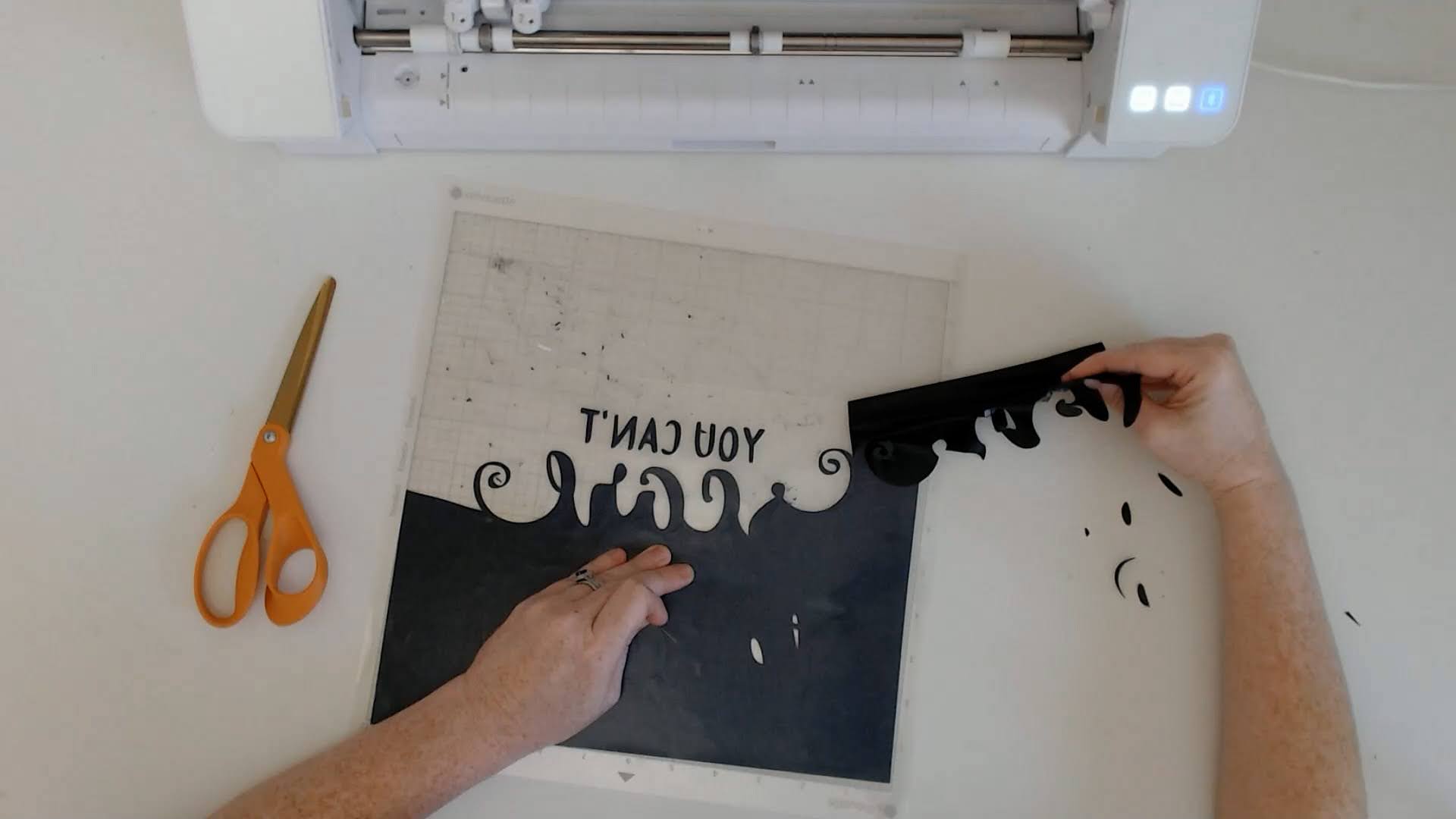 How to Cut Heat Transfer Vinyl on Silhouette Cameo 4 without a Mat