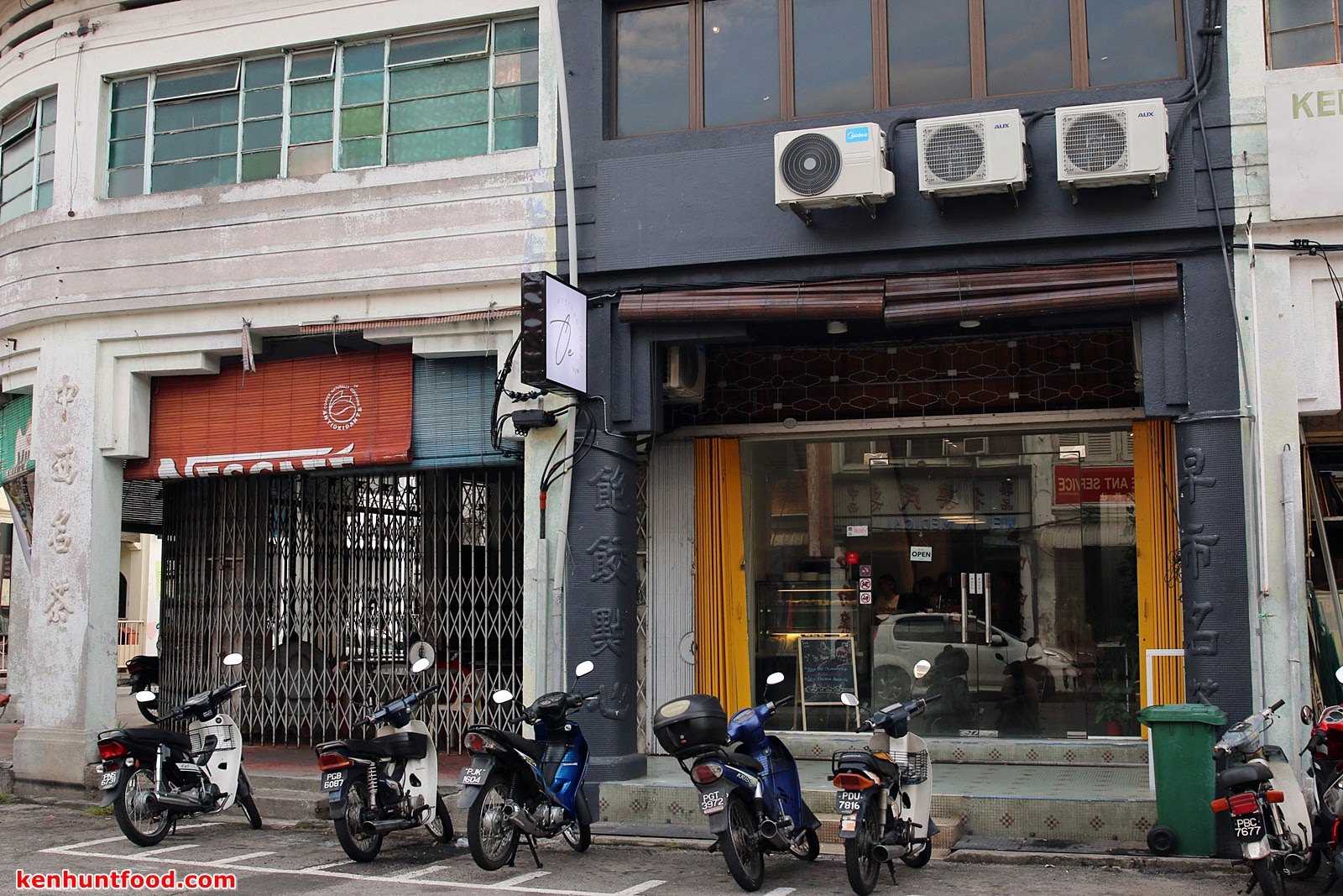 KEN HUNTS FOOD OE Western Food Kimberley Street, Penang.