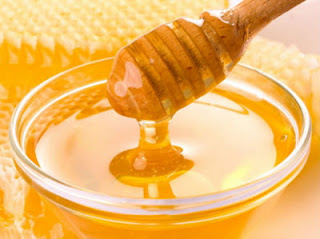 miel de abeja, rica mie del abeja, miel de abeja pura, mascarilla de miel de abeja, cómo hacer una mascarilla de miel de abeja, mascarilla para eliminar los granitos, mascarilla para eliminar los granos y espinillas