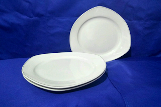 Piring Keramik Putih