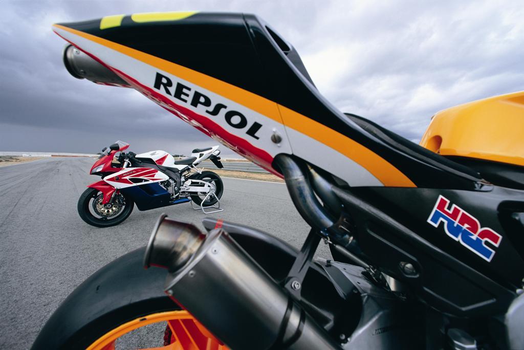 honda cbr 1ooo rr