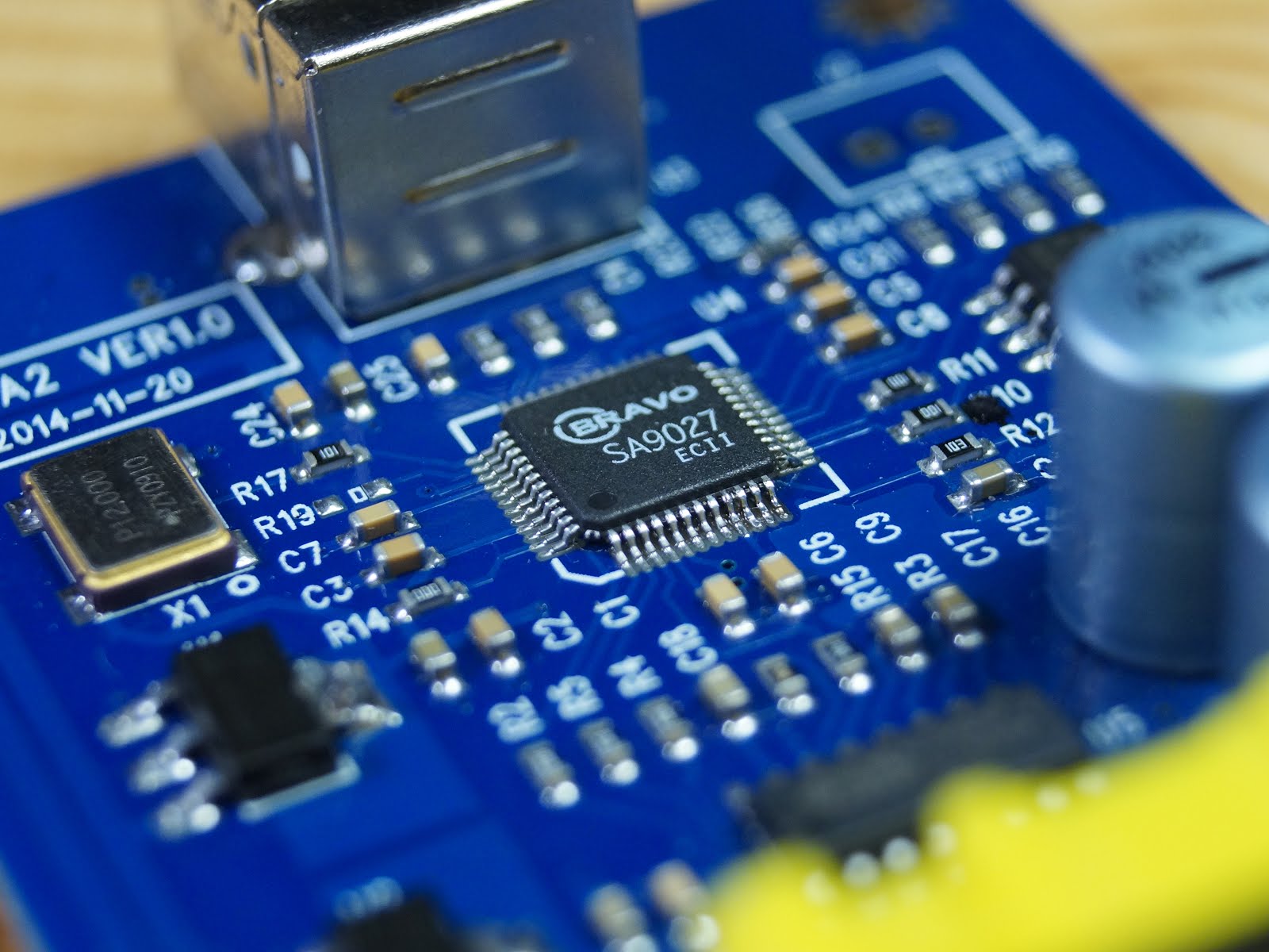 Микросхемы цап. ЦАП из Китая. Китайский DAC плата. Чип sa 7070. Китайский ЦАП синий.