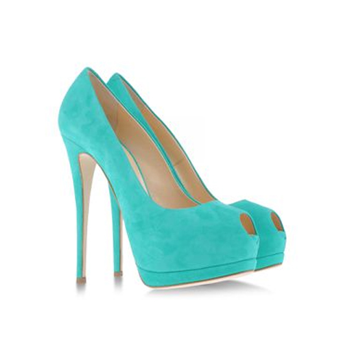 female chanel slides