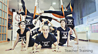 aero, yoga, aeroyoga, acro, acrobatico, grupo, formacion, teacher training, profesorado, aerial yoga, body, soul, prana, cursos, clases, escuelas, coaching, formacion, salud, wellness, columpio, trapeze