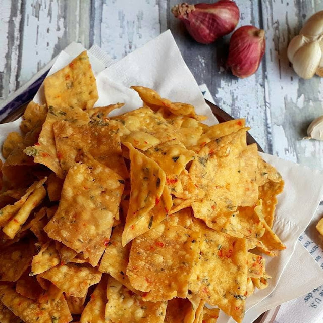 Aneka Resep Bikin Kue Bawang Sederhana Renyah dan Gurih