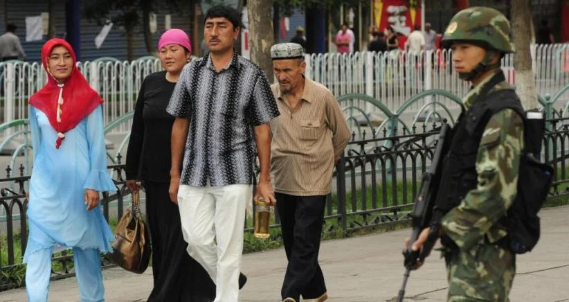 Terungkap-China-Jadikan-Muslim-Uighur-Bahan-Eksperimen-Insinyur-Seperti-Tikus-di-Laboratorium