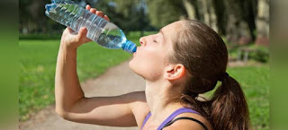 Beber Agua Para Eliminar Mal Aliento