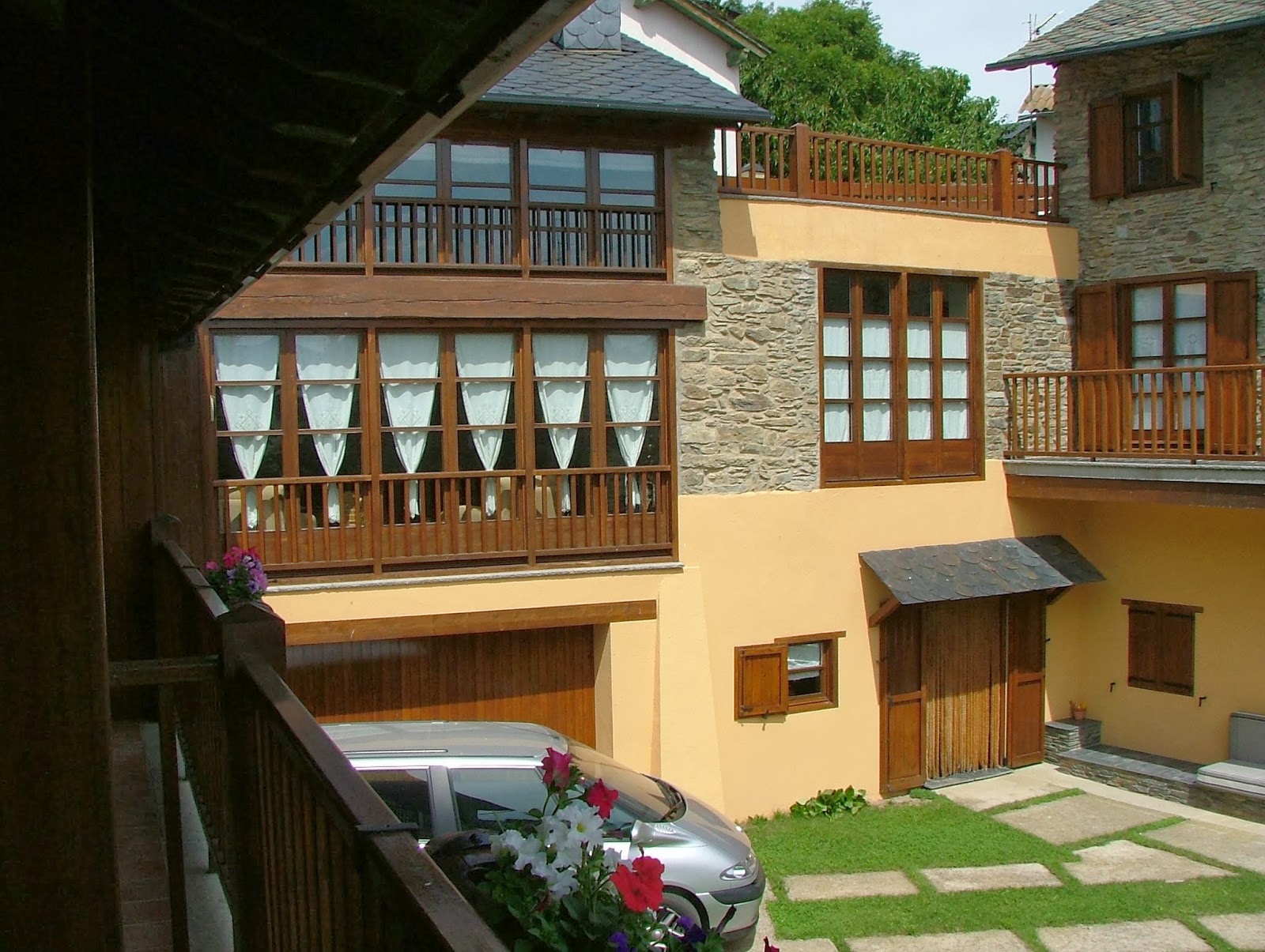 CASA DE MONTAÑA EN EL PIRINEO CATALÁN
