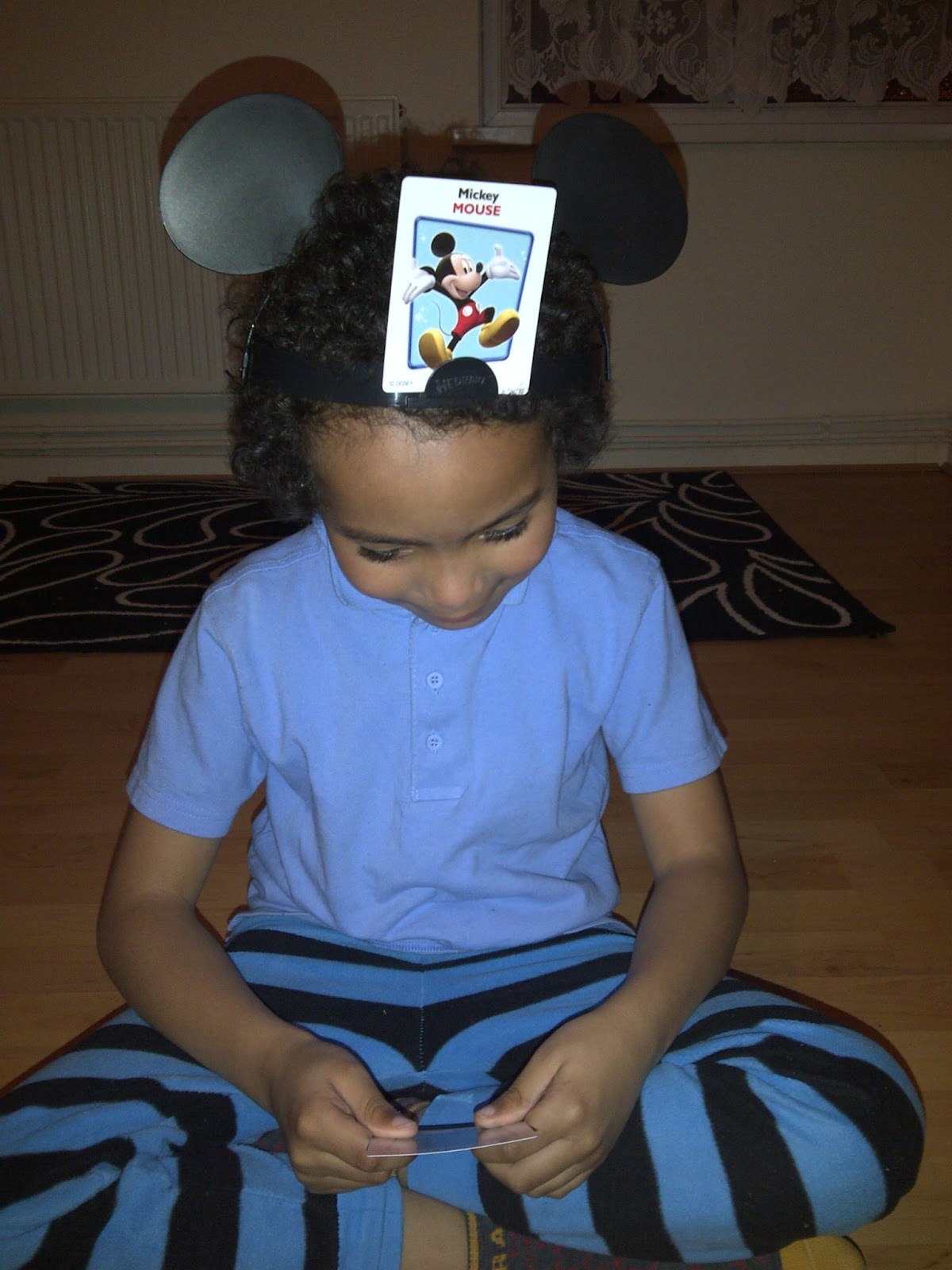 Disney Hedbanz Review Unique Young Mum