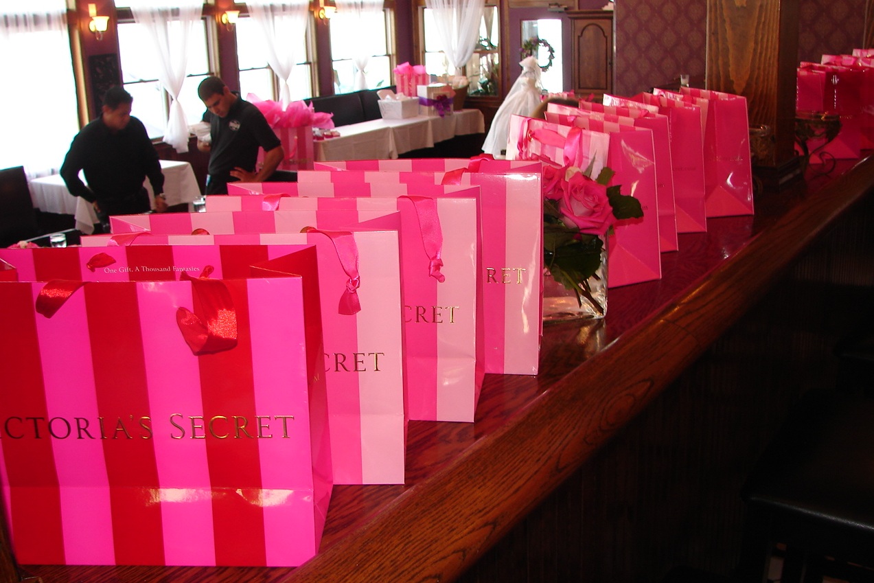 Victoria Secret Bridal Shower Registry Elegant Wedding : My Daughter's Victoria Secret Wedding Shower