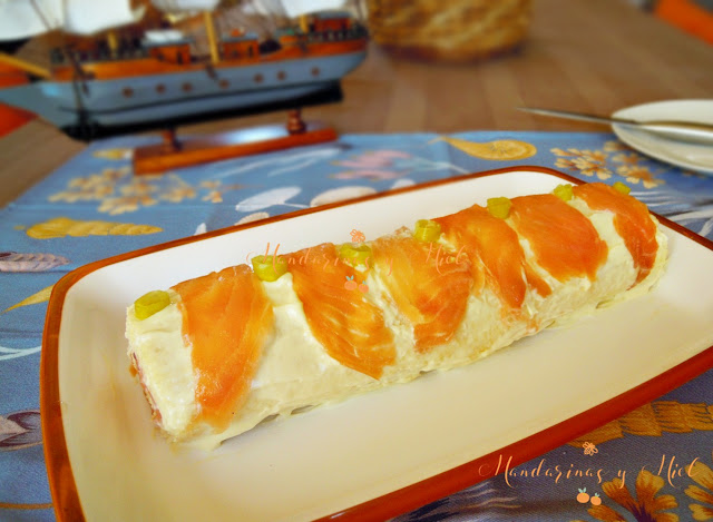 https://mandarinasymiel.blogspot.com/2019/07/brazo-de-gitano-de-salmon-ahumado.html