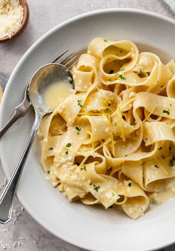 Pappardelle al Limone (Creamy Lemon Pasta) Recipe Easy