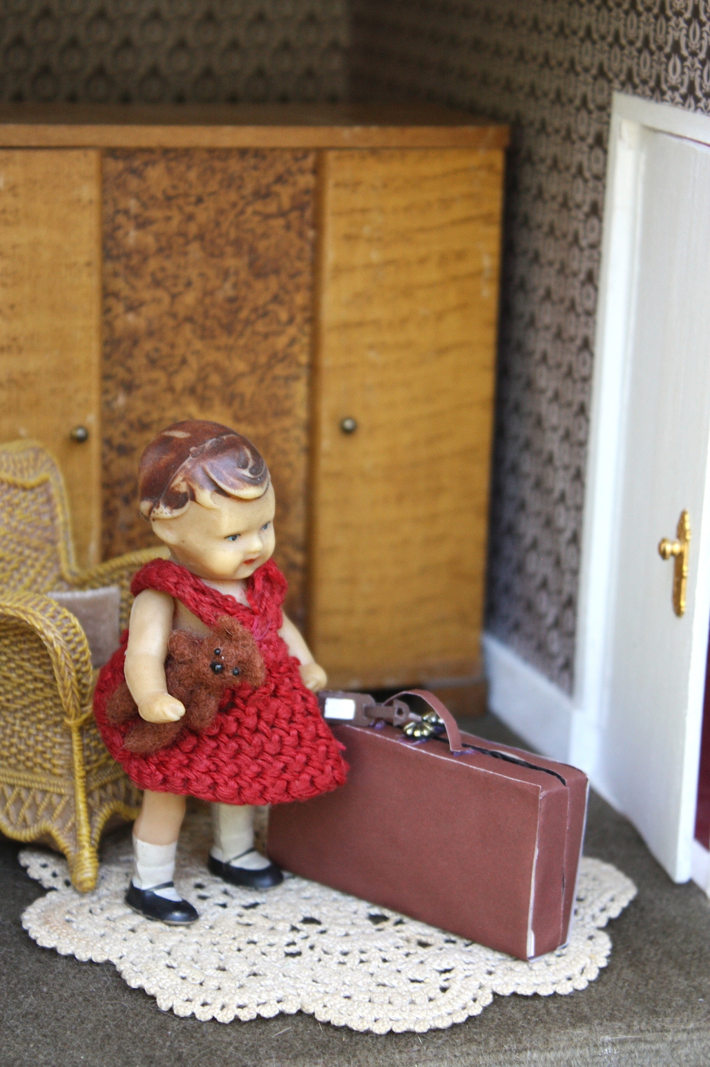 Lasituvan Miniatyyrit DIY Make a luggage bag dollhouse miniatures 112