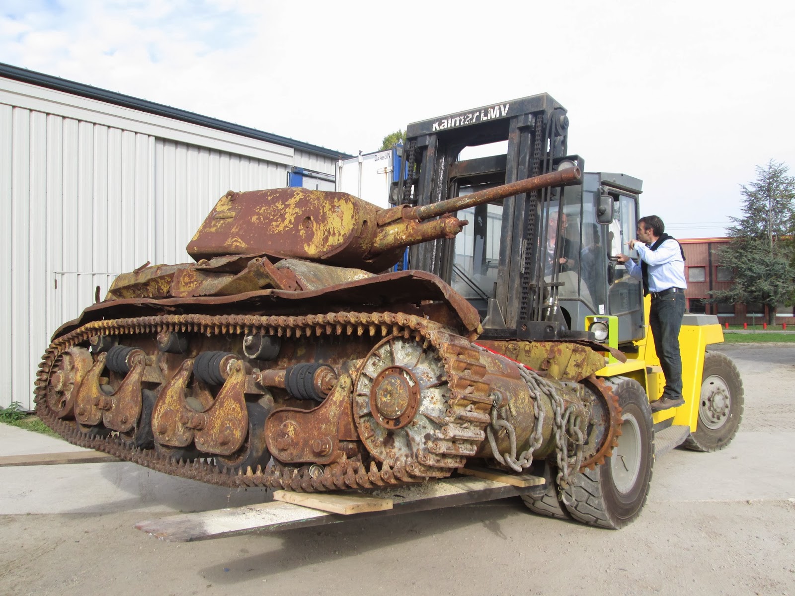 TANKS RARITIES: Renault R-35 con cañón de 2pdr (40 mm )