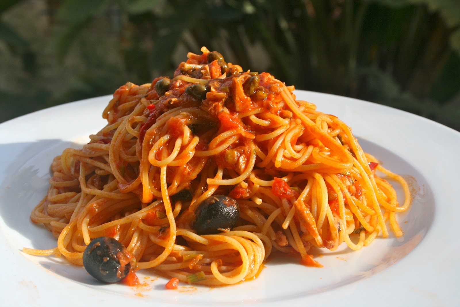 Johnny&amp;#39;s Kitchen: Spaghetti Atun Picante