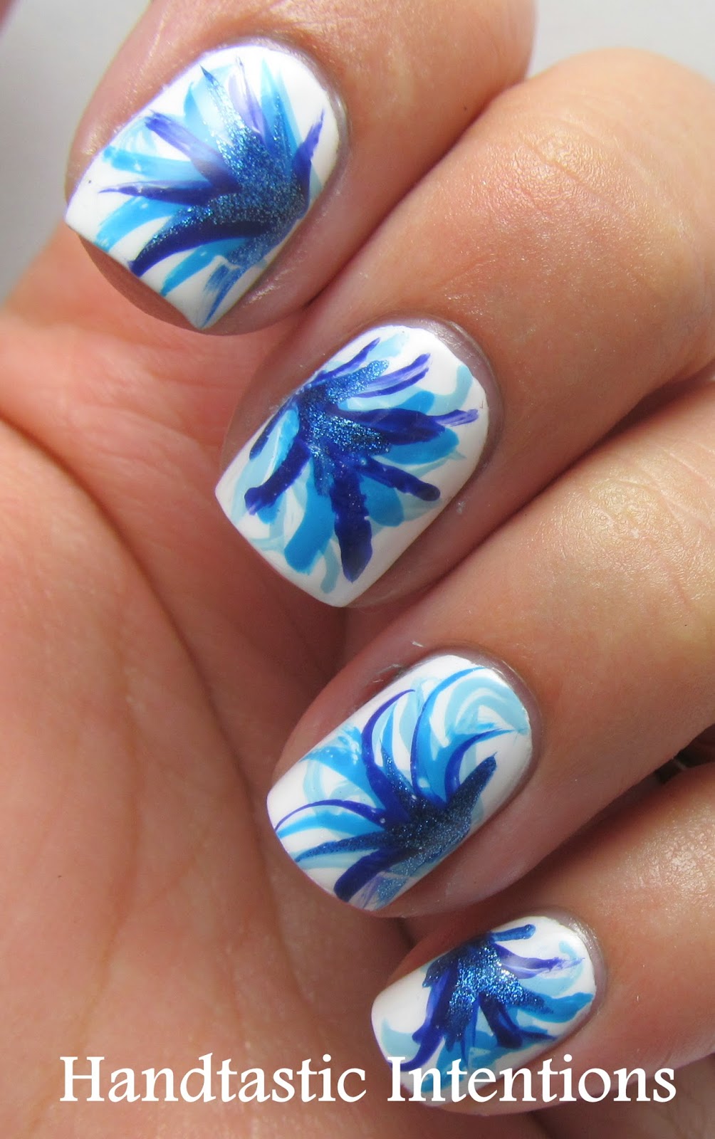 Handtastic Intentions: Nail Art: Blue Flowery Wisps