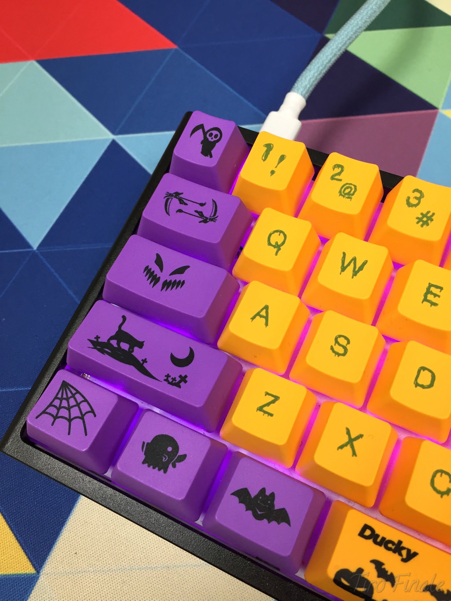 Ducky Halloween Theme Keycaps Long Term Review