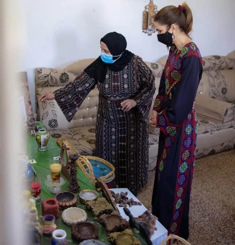 Queen Rania wore an embroidered palestinian maxi dress palestinian embroidery kaftan from Manaf Obeidat