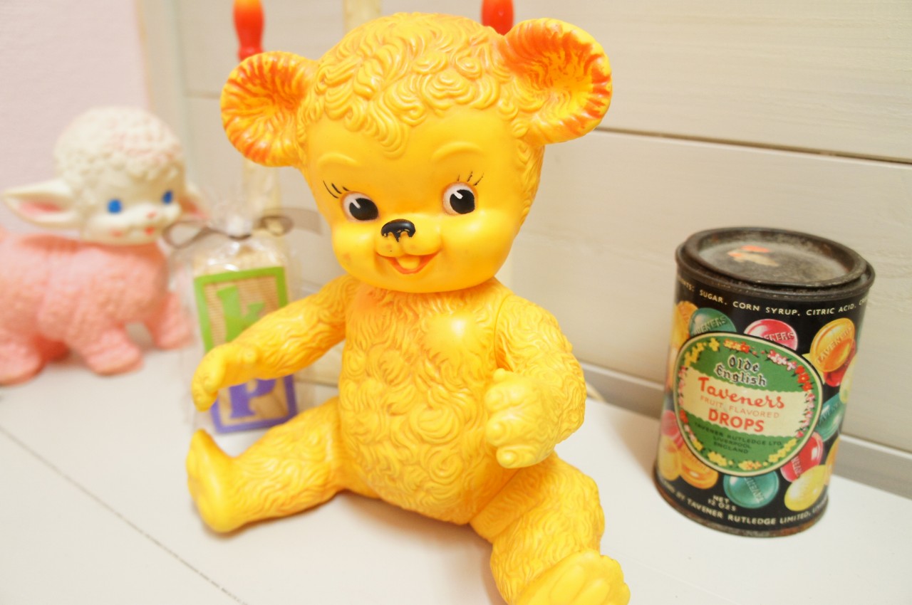 Things That Squeak Sun Rubber Company "Sunny Bear"