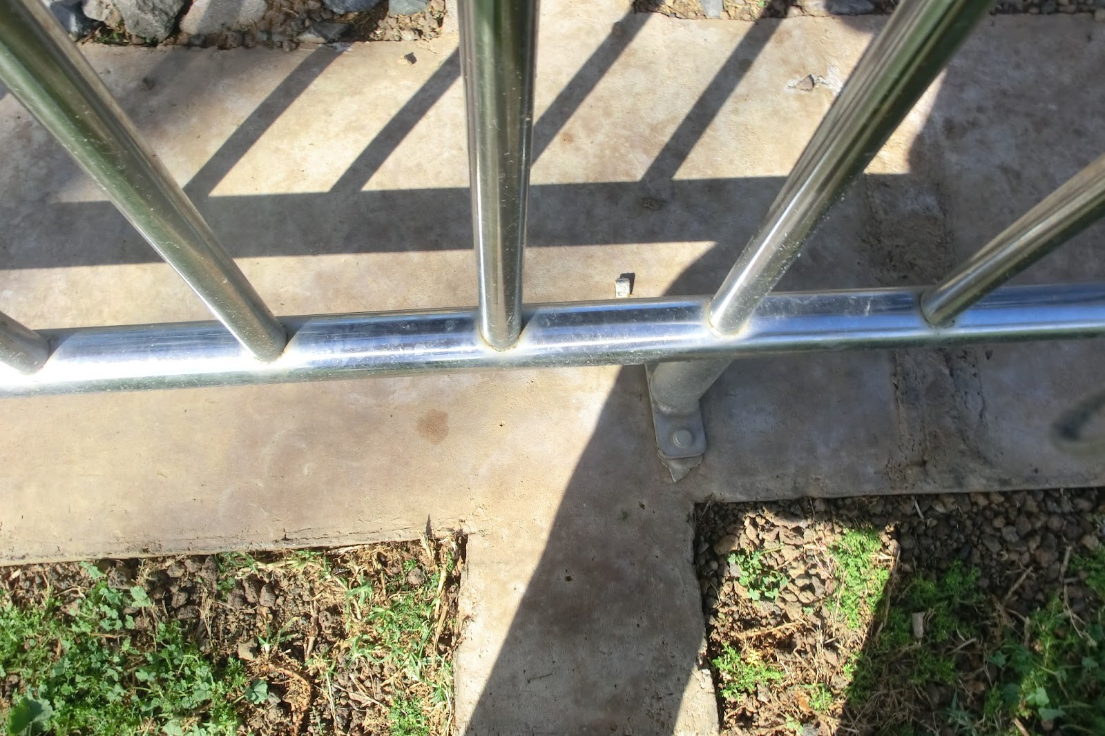 TALLERES FARO : BARANDILLAS Y PASAMANOS EN ACERO INOXIDABLE