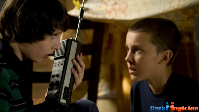 Stranger%2BThings%2BBest%2BSci%2Bfic%2Bmovie%2Bseries%2Breview%2B%25281%2529%257E1.png