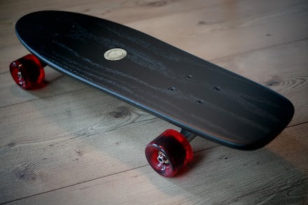 Skills or Skulls Skateboards x Atomlabor Blog | Wir verlosen ein Cruiser Mini Skateboard Indian Black