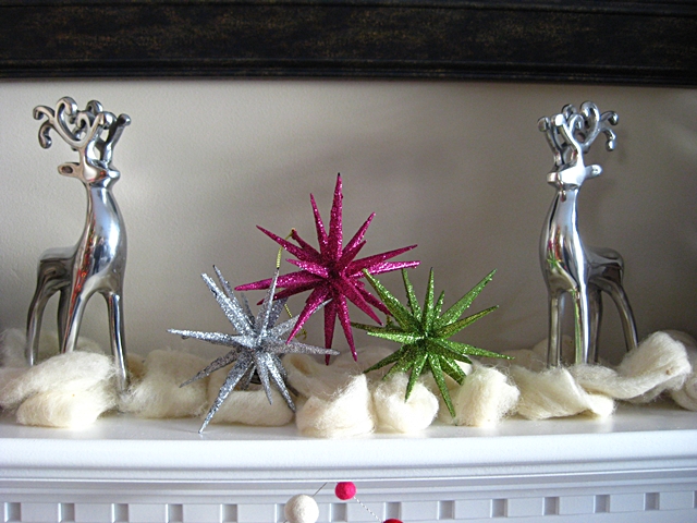 Eat. Sleep. Decorate.: Christmas Mantel Update