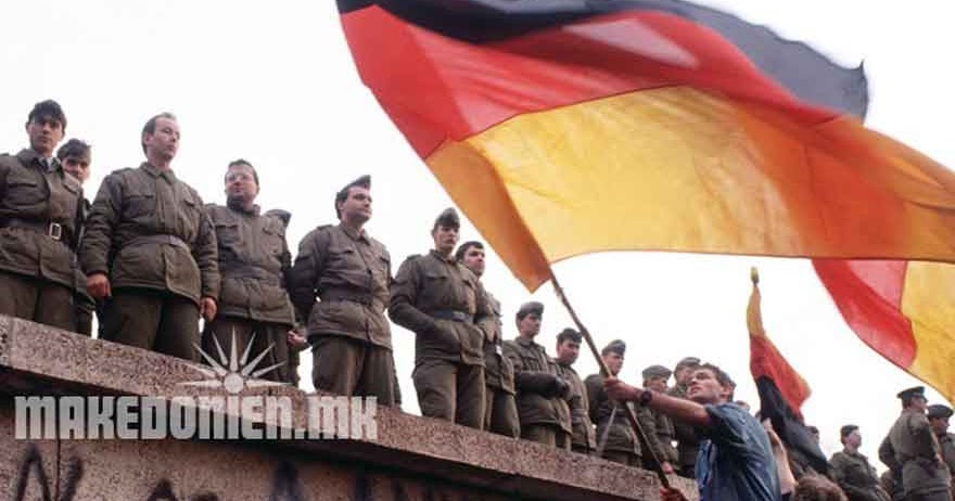 Mazedonische Liebesbotschaft Begleitete Mauerfall In Berlin