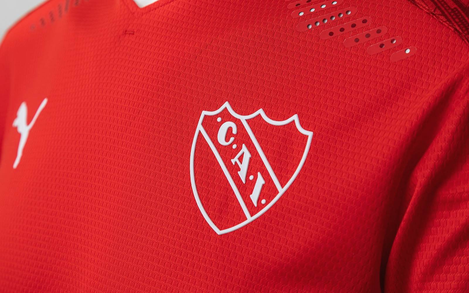 Puma divulga nova camisa titular do Independiente da Argentina  Camisa de  futebol, Camisetas de futebol, Camisolas de futebol