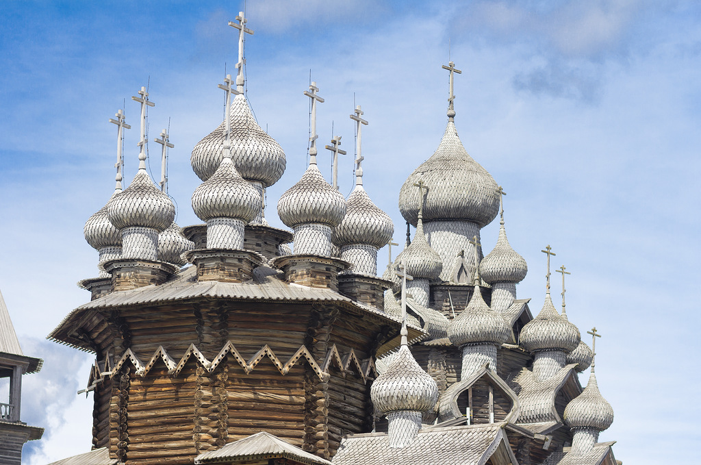What is the meaning of the domes in the Orthodox Church Architecture