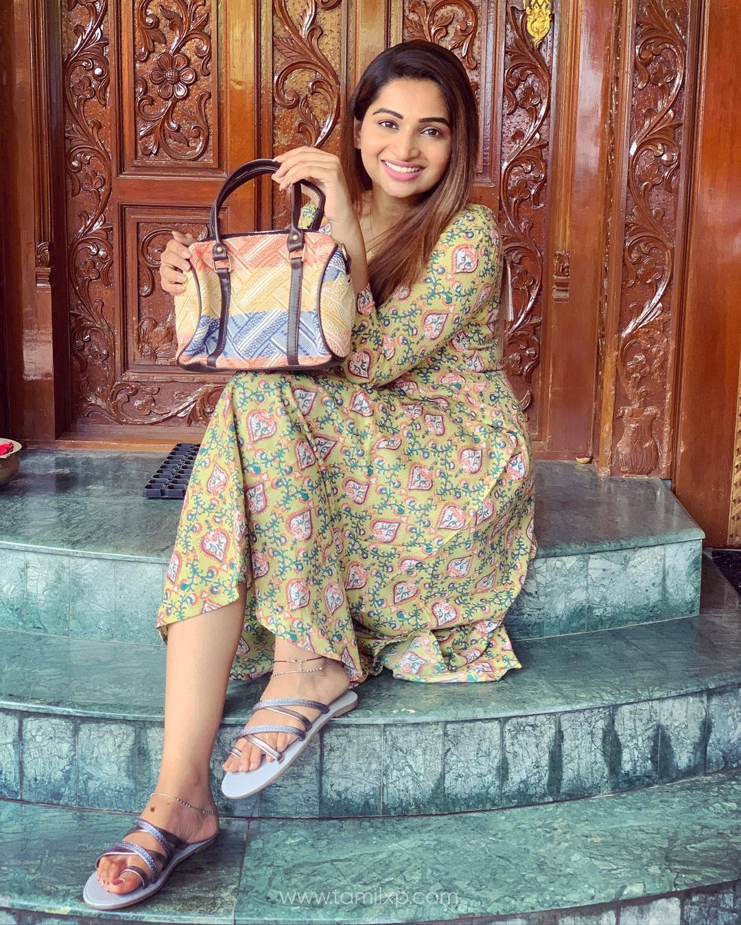 actress nakshathra nagesh instagram 
