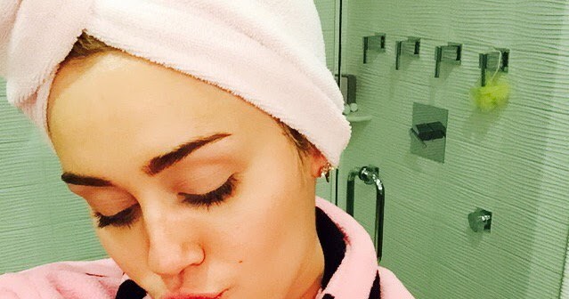 Miley Cyrus Personal Photos Hacked ~ Celebrity Gossip